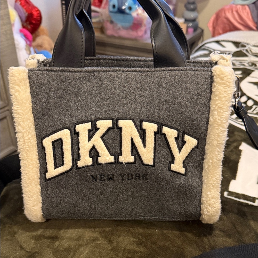DKNY Black and Cream Textured Handbag